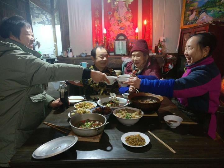 探索最新美食图片，一场味蕾与视觉的盛宴与美食的饕餮之旅